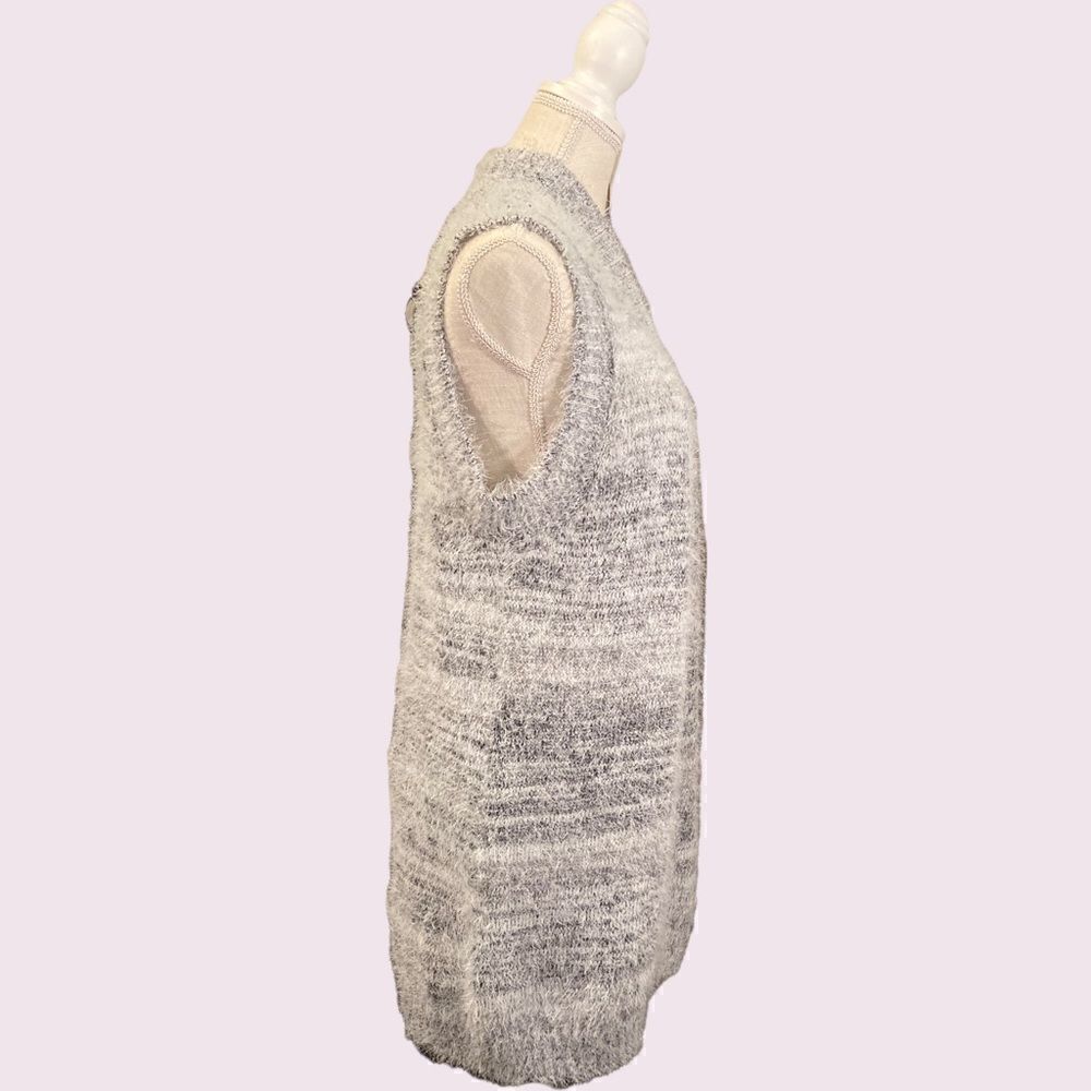 NWT Christopher & Banks Grey Eyelash Vest - Picture 3 of 10